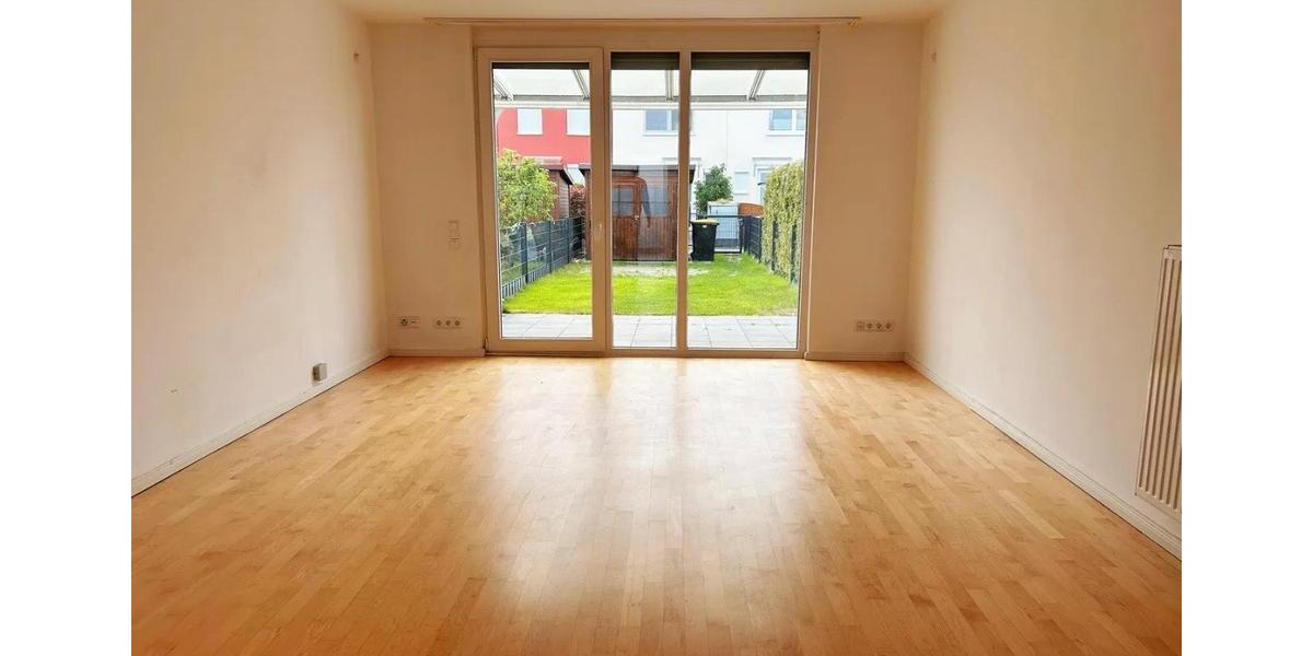 Reihenhaus Berlin Mitte - 4 Zimmer, 120 m&sup2;, 2.300&euro; | Angebot:26225841