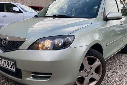 Mazda 2 114.000 km 2.450 € Berlin 10245