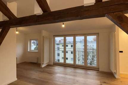 Wohnung zum Mieten in Berlin 1.986 € 84.47 m² 3 zimmer