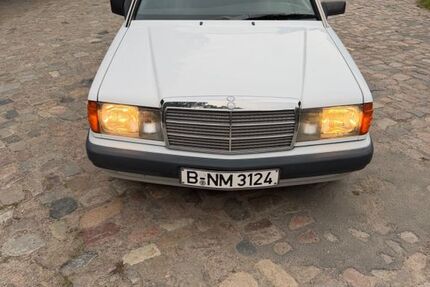 Mercedes-Benz 190 140.000 km 9.999 &euro; Berlin 14055