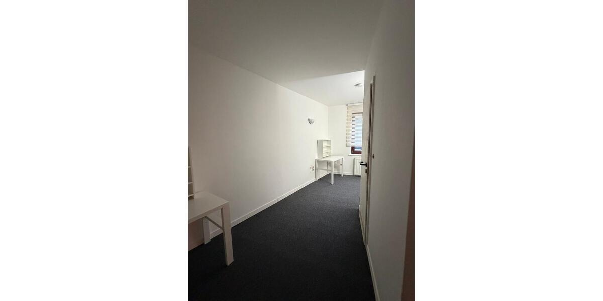 Etagenwohnung Hennigsdorf - 1 Zimmer, 20 m&sup2;, 850&euro; | Angebot:25137304