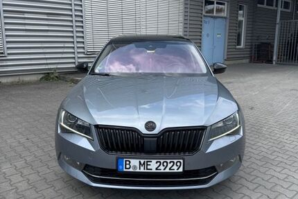 Skoda Superb 305.000 km 14.000 &euro; Berlin 12353