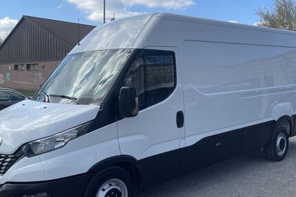 IVECO Andere 186.000 km 14.990 &euro; Berlin 12681