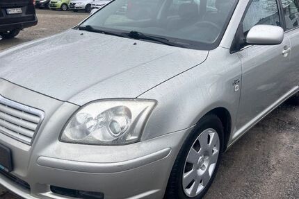 Toyota Avensis 192.000 km 1.950 &euro; Neuseddin bei Berlin 14554