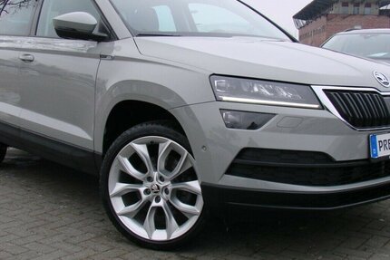 Skoda Karoq 1,5TSi Style ACC LED Kamera Family Paket II 32.882 km 24.980 &euro; Falkensee 14612