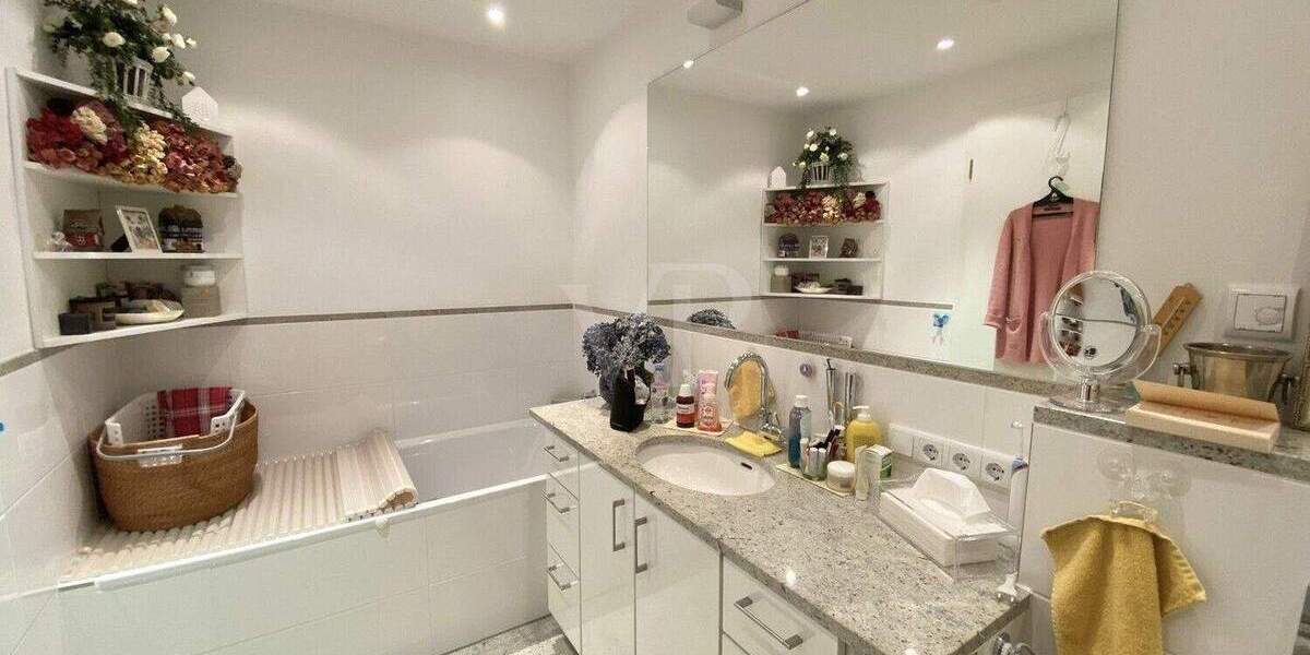 Etagenwohnung Berlin Wilmersdorf - 4 Zimmer, 149 m&sup2;, 1.390.000&euro; | Angebot:25729495