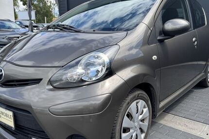 Toyota Aygo (X) 215.000 km 3.001 &euro; Nauen 14641