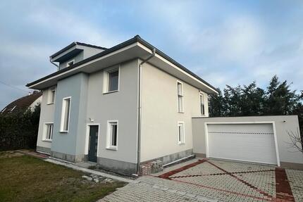 Haus Groß Kreutz (Havel) - 8 Zimmer, 240 m&sup2;, 680.000&euro; | Angebot:26143777