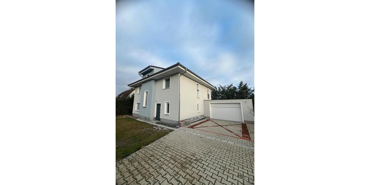 Villa Groß Kreutz (Havel) - 8 Zimmer, 240 m&sup2;, 680.000&euro; | Angebot:26143777