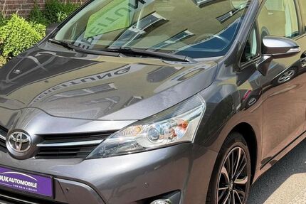 Toyota Verso 124.980 km 16.999 &euro; Berlin 13089