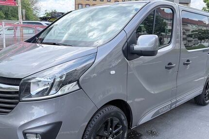 Opel Vivaro 143.540 km 15.980 &euro; BERLIN 13409