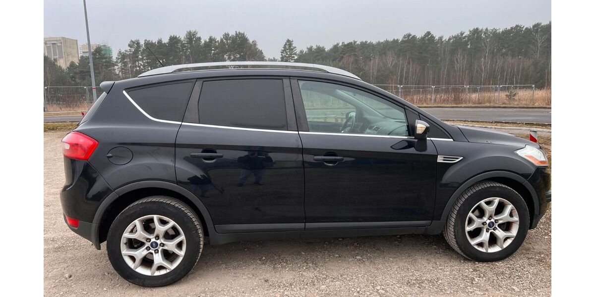 Ford Kuga 156.700 km 7.400 &euro; Ludwigsfelde 14974