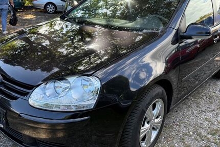 VW Golf 219.000 km 2.990 &euro; Mahlow 15831