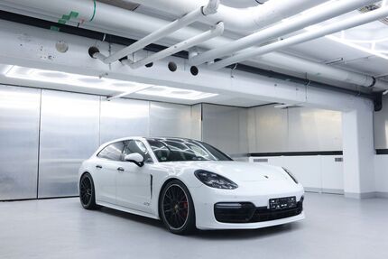 Porsche Panamera 159.800 km 54.900 &euro; Berlin 10625