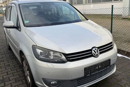 VW Touran 80.400 km 9.190 € Berlin 12277