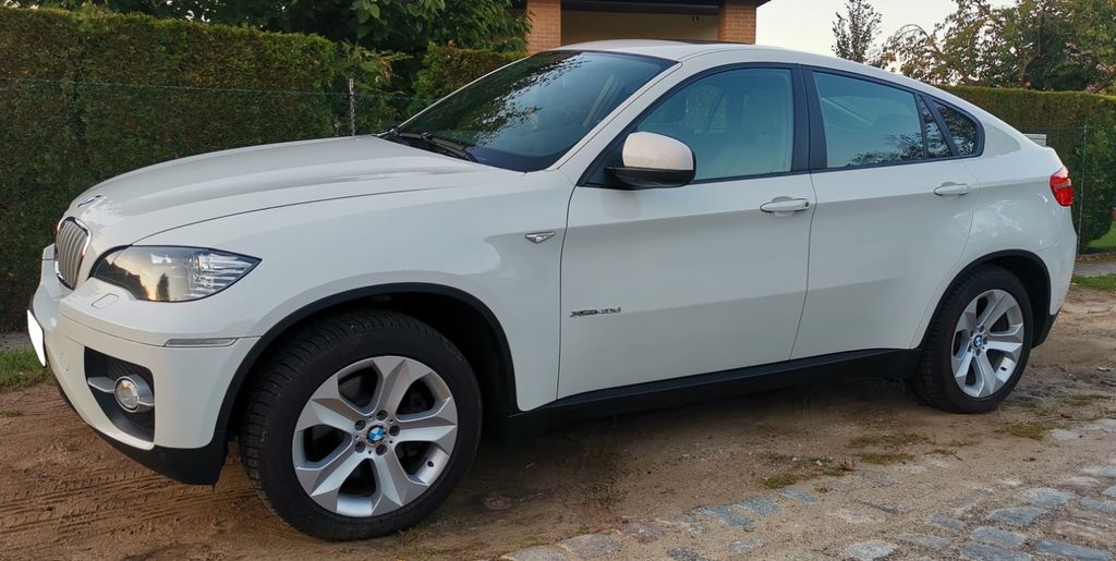 BMW X6 150.000 km 16.499 € Berlin 13403