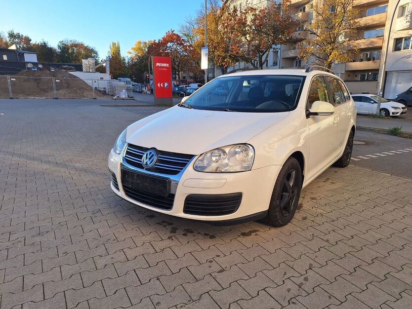 VW Golf 235.108 km 2.950 € Berlin 13469