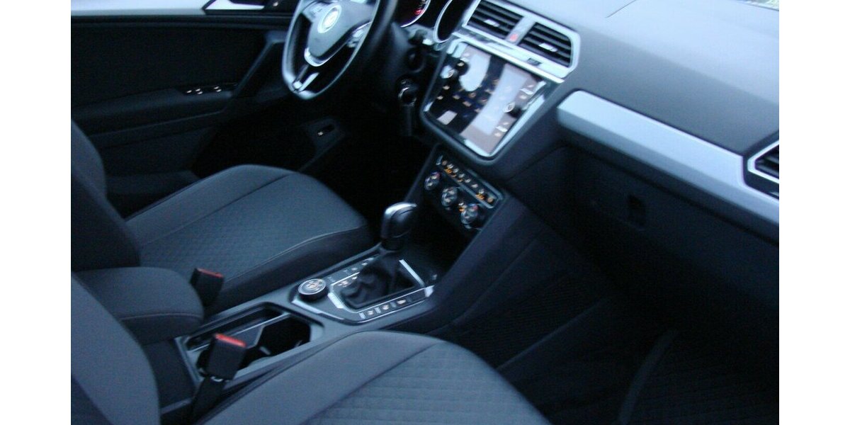 VW Tiguan 2.0TSi Comfortline BMT 4M SHZ ACC LED AHK 69.021 km 25.980 &euro; Falkensee 14612