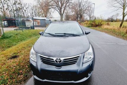 Toyota Avensis 164.556 km 5.200 &euro; Berlin 13629