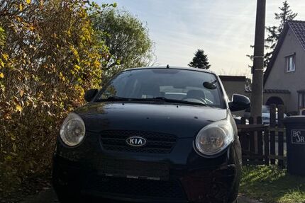 Kia Picanto 174.783 km 2.000 € Berlin 13051