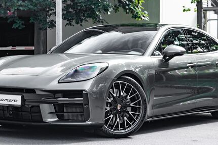 Porsche Panamera 7.500 km 145.900 € Berlin 10587