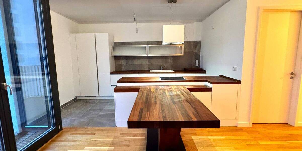 Etagenwohnung Berlin Charlottenburg - 3 Zimmer, 96 m&sup2;, 1.995&euro; | Angebot:26629299