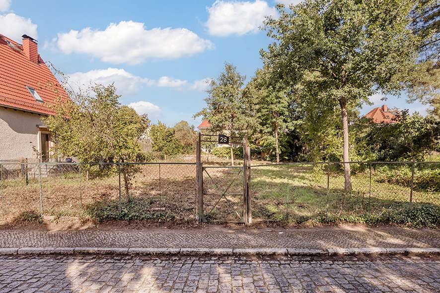 Grundstück zu verkaufen in Teltow 450.000 € 610 m² zimmer