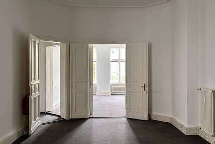 Büro in Berlin 3.419 € 190 m²