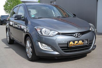 Hyundai i20 64.053 km 8.900 &euro; Stahnsdorf 14532