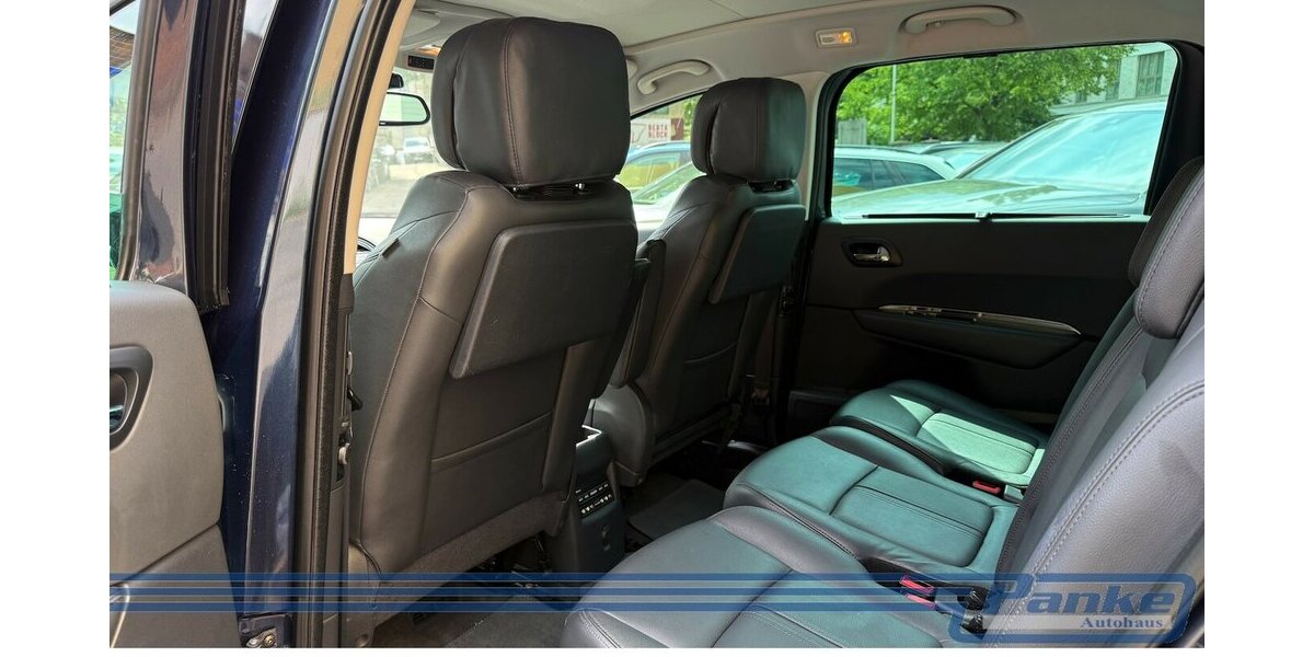 Peugeot 5008 Allure*HU-D*Pano*R-Cam*LED-T*Video*SHZ* 119.822 km 10.990 &euro; Berlin 13187