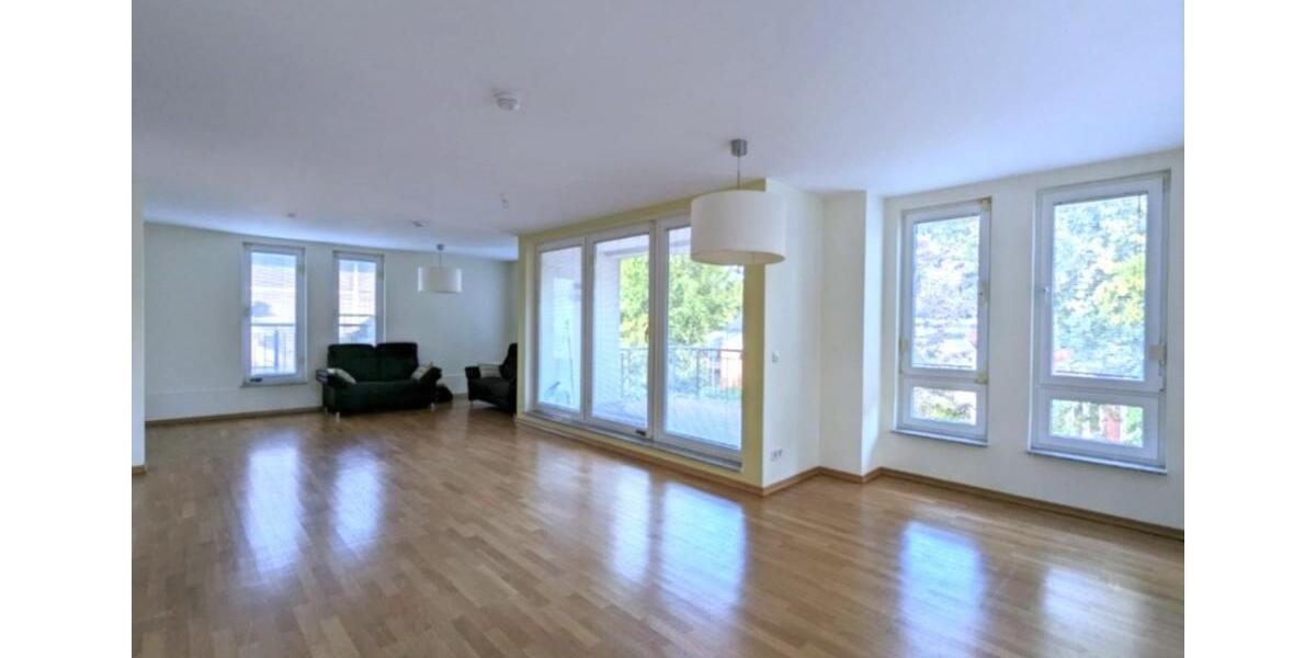 Helle, große 5-Zimmer Maisonette-Wohnung nahe Rathaus Steglitz 5 zimmer