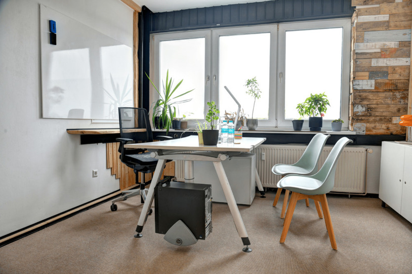 ?? Business Kickstart 2025 - 50% Offer ?? Helle Schreibtischplätze oder gesamte Bürofläche mit to...