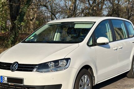 VW Sharan 103.300 km 14.950 € Berlin 10407