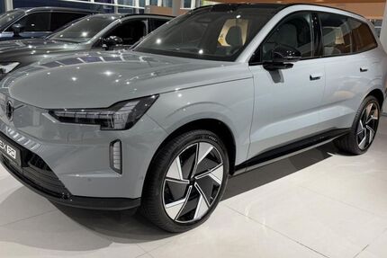 Volvo EX90 1.650 km 97.490 € Berlin Tegel 13509