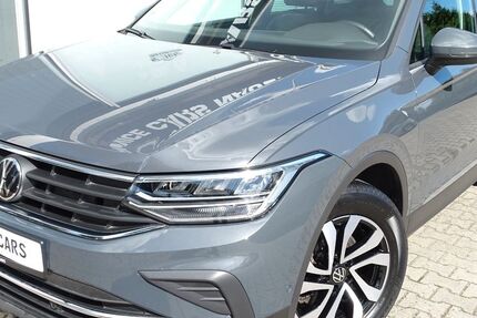 VW Tiguan 56.344 km 29.990 € Nauen 14641