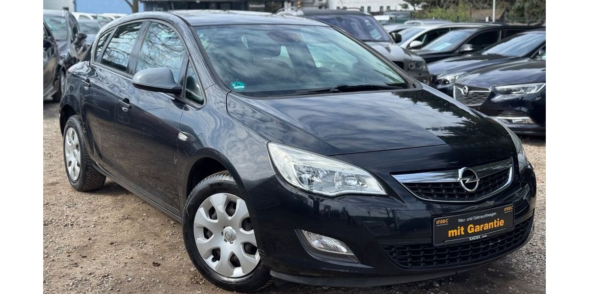 Opel Astra 157.000 km 2.490 &euro; Berlin 13127