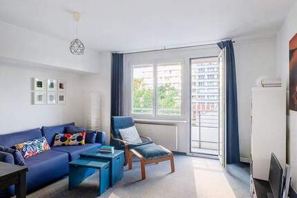 Wohnen im Hochhaus der Ostmoderne - 3 Zimmer mit Südwestloggia in zentraler Lage 3 zimmer