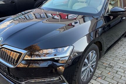 Skoda Superb 48.000 km 24.888 € Berlin 13599