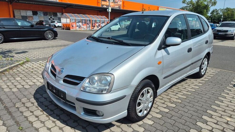 Almera Tino