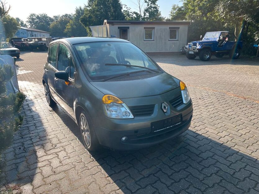 Renault Modus 169.000 km 2.185 € Trebbin 14959