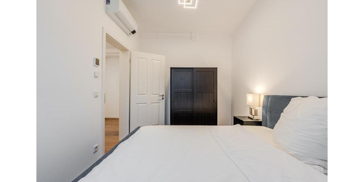 Dachgeschoßwohnung Berlin Steglitz-Zehlendorf - 3 Zimmer, 91 m&sup2;, 650.000&euro; | Angebot:27681065