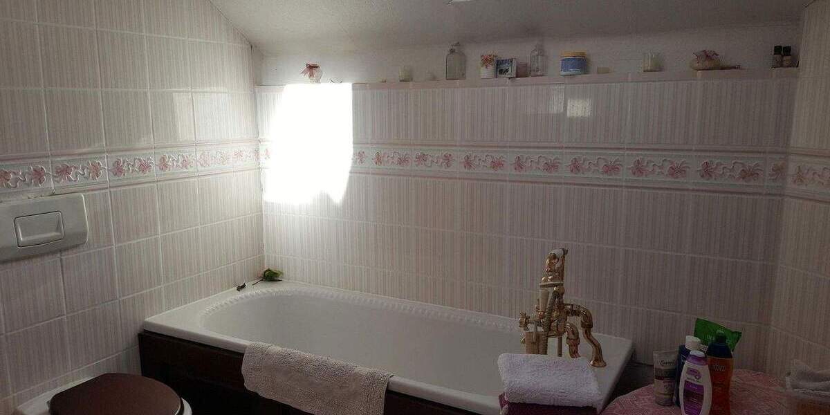 Ihr neues Zuhause für Hund und Katze sowie viel Platz zum Spielen 6 zimmer