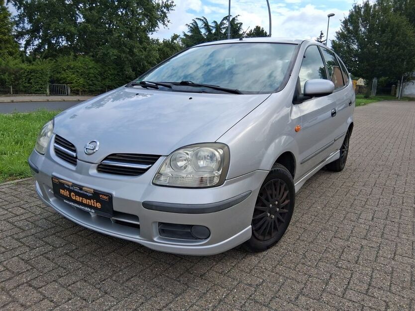 Nissan Almera 150.000 km 2.600 € Berlin 13158