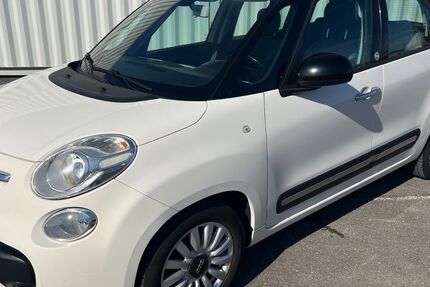Fiat 500L 207.000 km 4.500 &euro; Berlin 12057