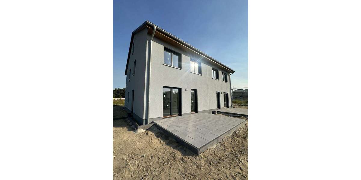 Einfamilienhaus Ludwigsfelde - 5 Zimmer, 145 m&sup2;, 2.390&euro; | Angebot:27150908
