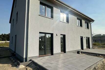 Haus Ludwigsfelde - 5 Zimmer, 145 m&sup2;, 2.390&euro; | Angebot:27150908