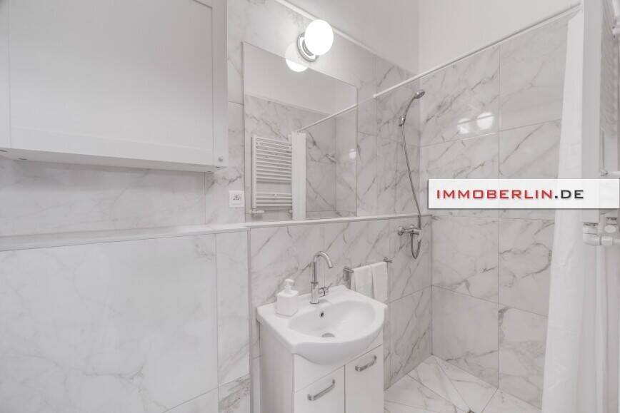 Etagenwohnung Berlin Charlottenburg - 4 Zimmer, 60 m&sup2;, 419.000&euro; | Angebot:26376159