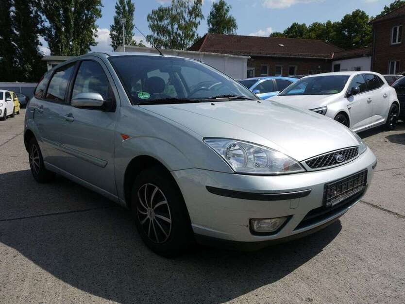 Ford Focus 240.000 km 1.199 € Berlin 12439