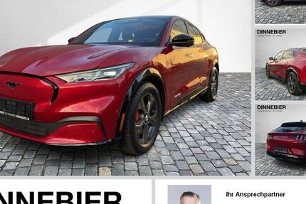 Ford Mustang Mach-E 46.805 km 29.480 &euro; Potsdam 14482
