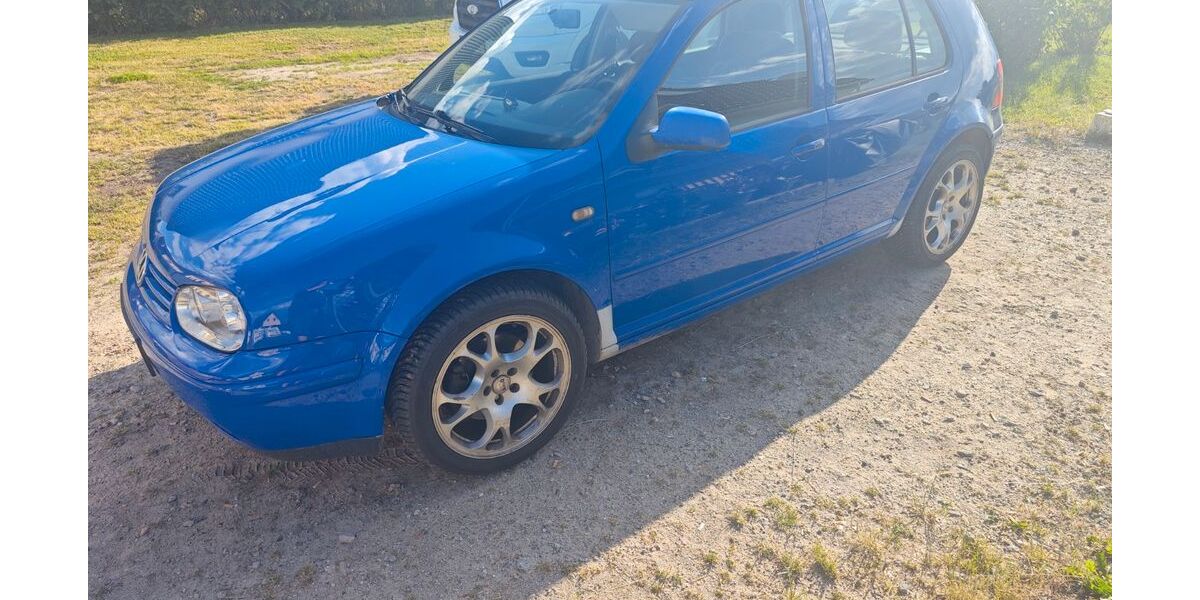 VW Golf 212.000 km 3.500 &euro; Schönwalde-Glien 14621